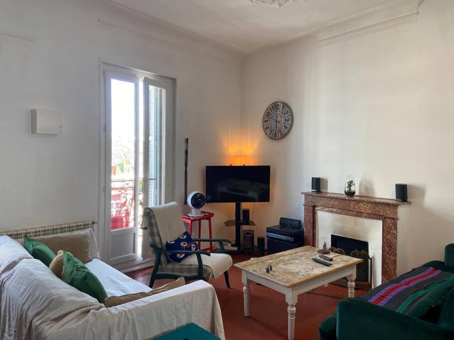 Logis Confortable - Accueillant Marseille Exteriör bild