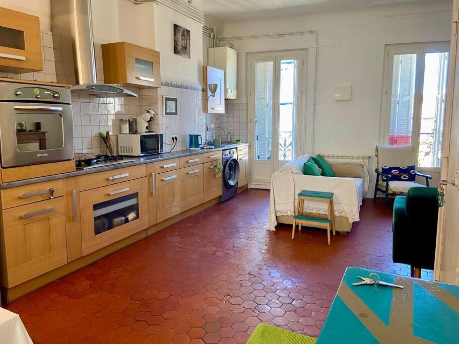 Logis Confortable - Accueillant Marseille Exteriör bild